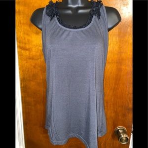 Tank top, ruffled lace detail